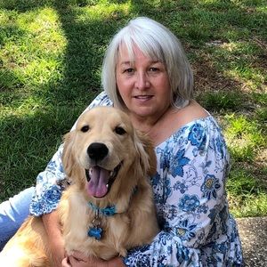 Meet your Posher, Cynthia